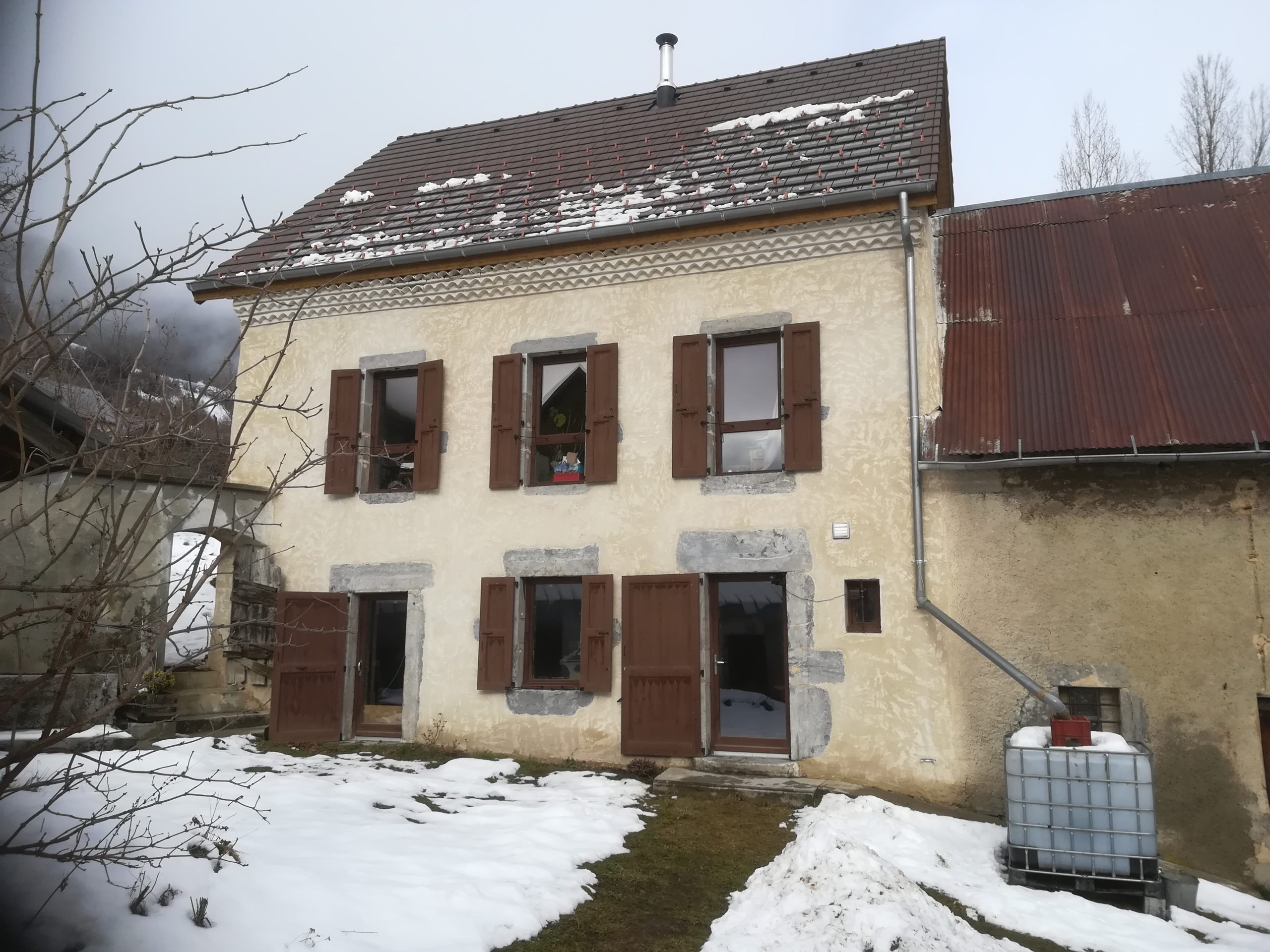 Chantier participatif dalle en béton de chaux et correction thermique — free download
